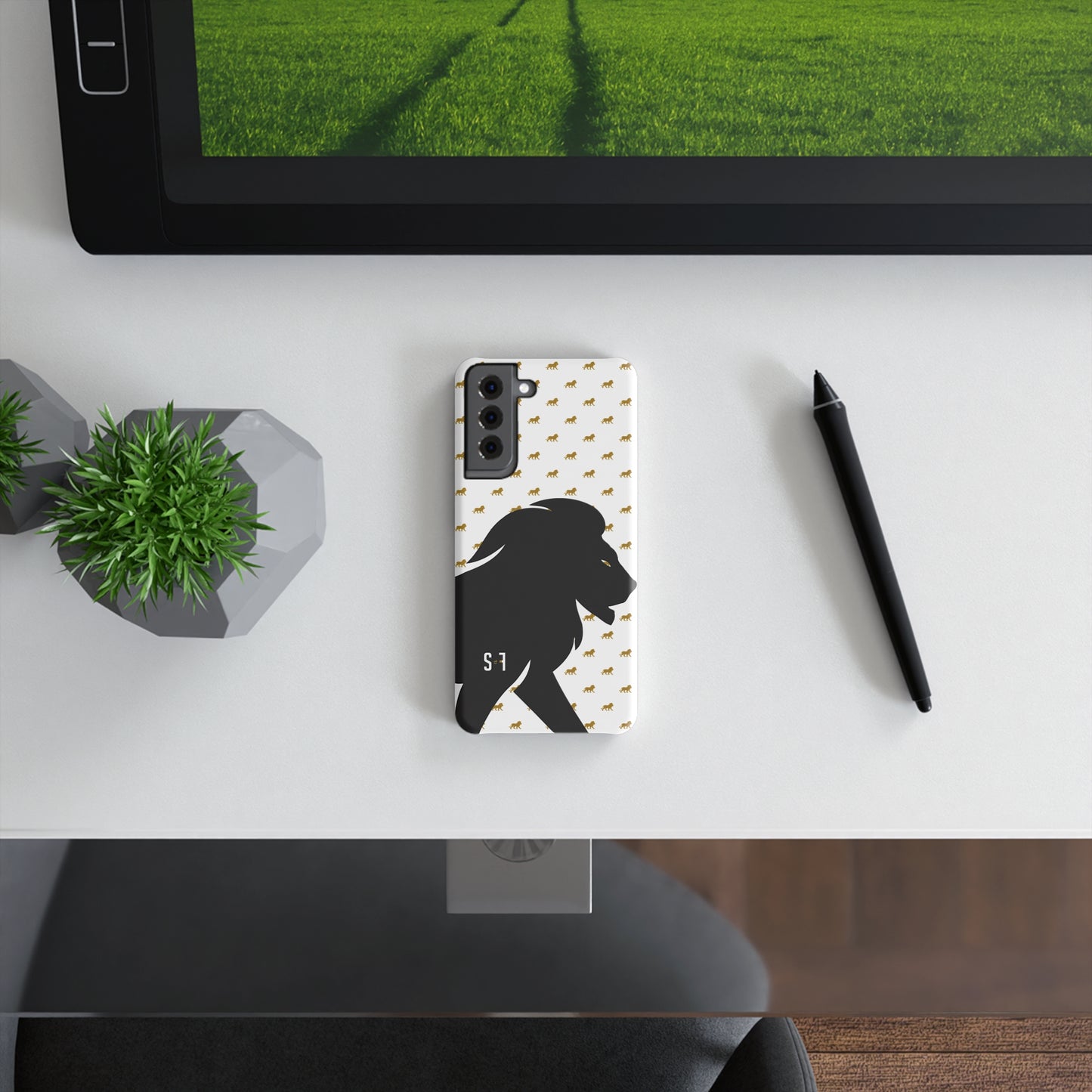 Swiss Night Lion Slim Snap Case